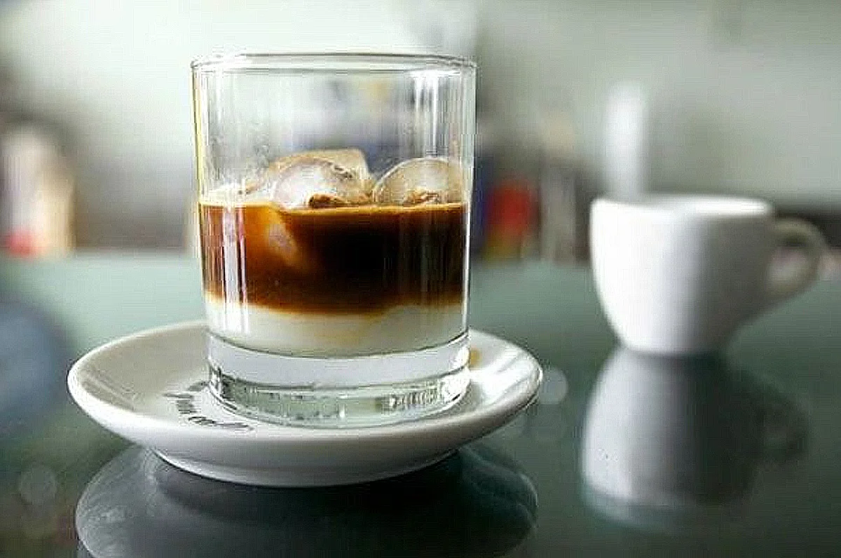 Caffè in ghiaccio